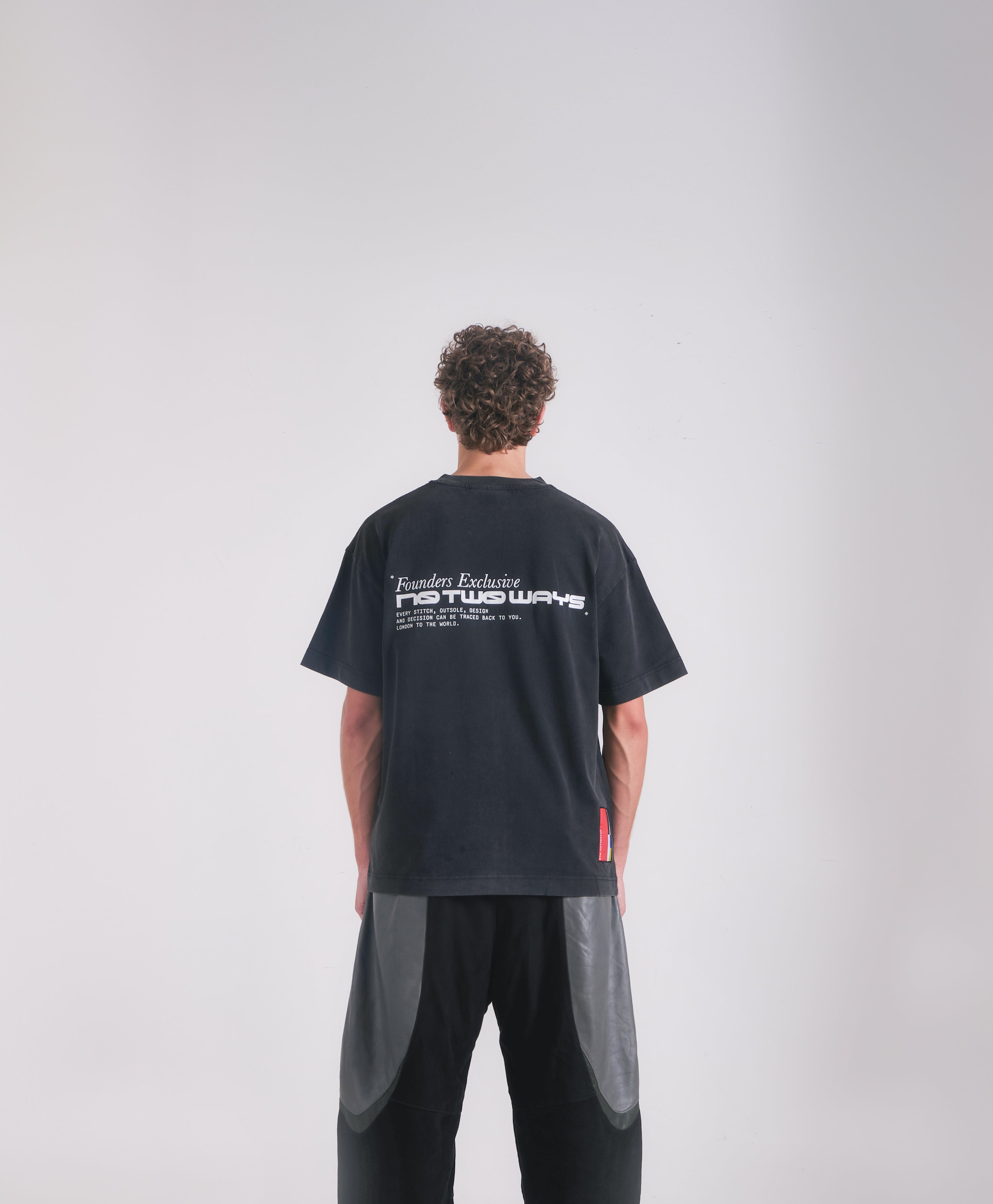 FOUNDERS' TEE - WASHED BLACK