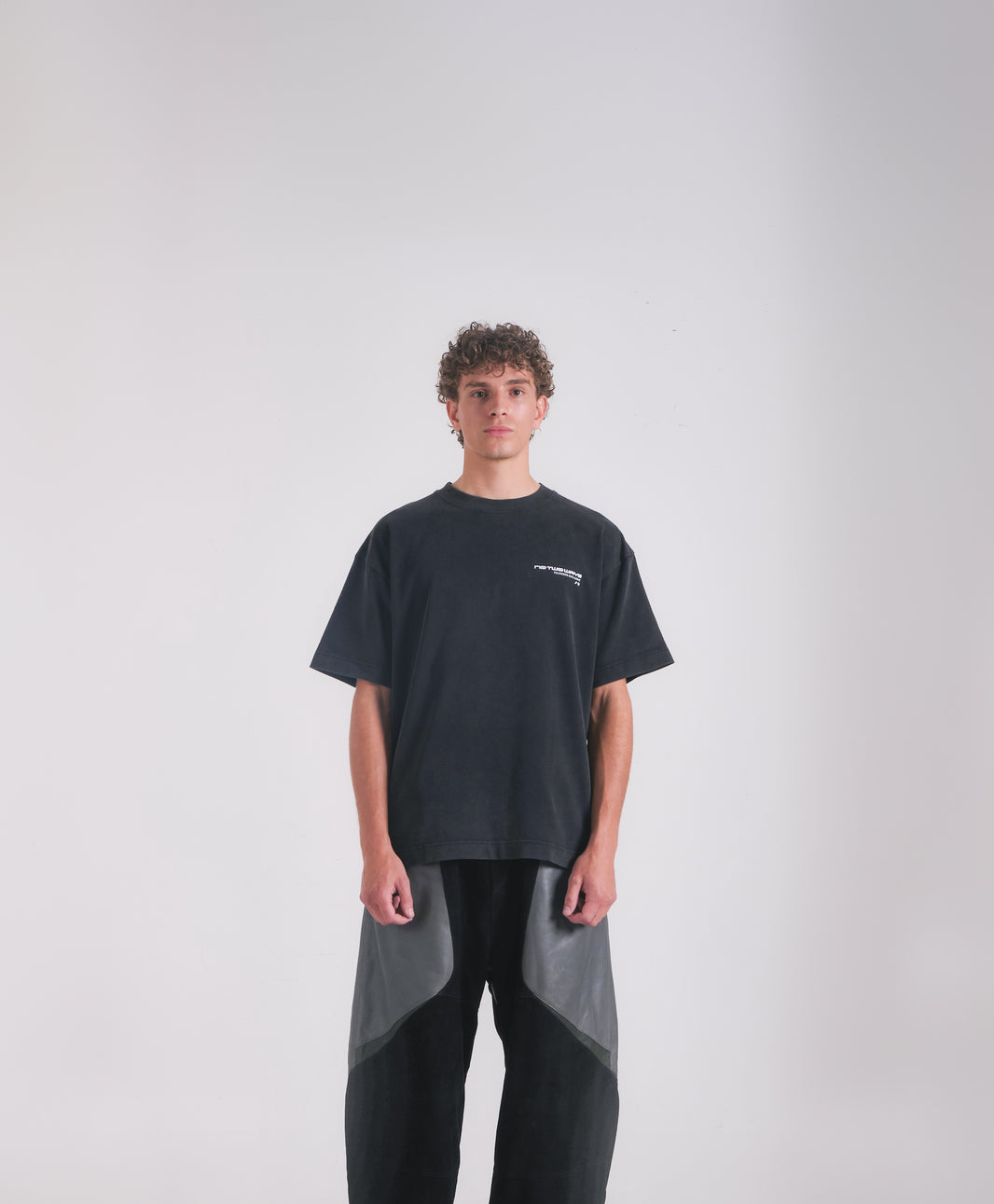 FOUNDERS' TEE - WASHED BLACK