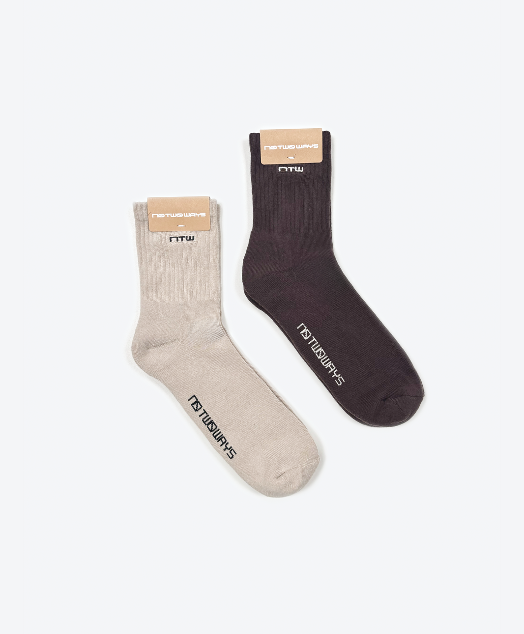 SOCKS (BEIGE / BROWN)