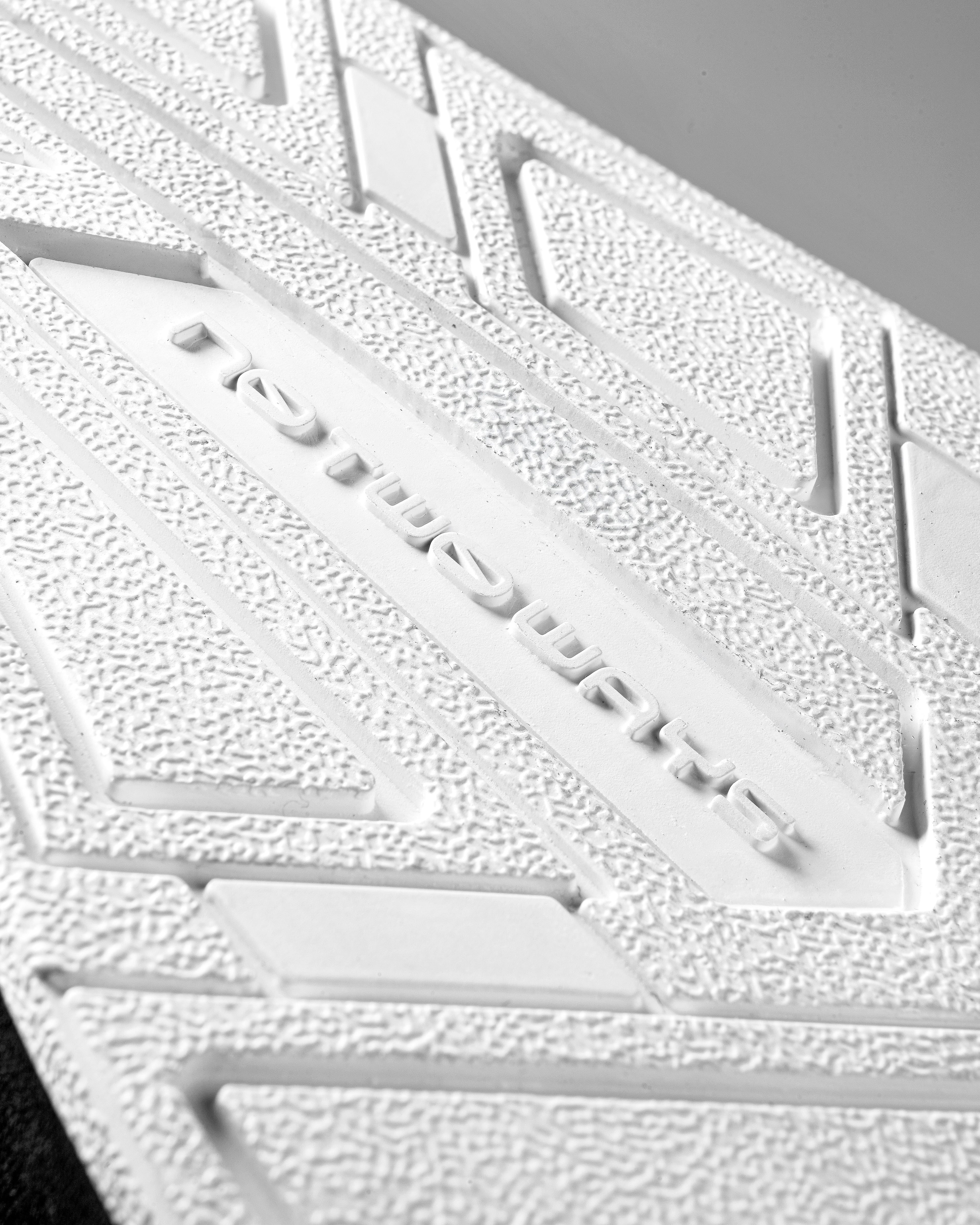Vault TL Full White - VIP Window